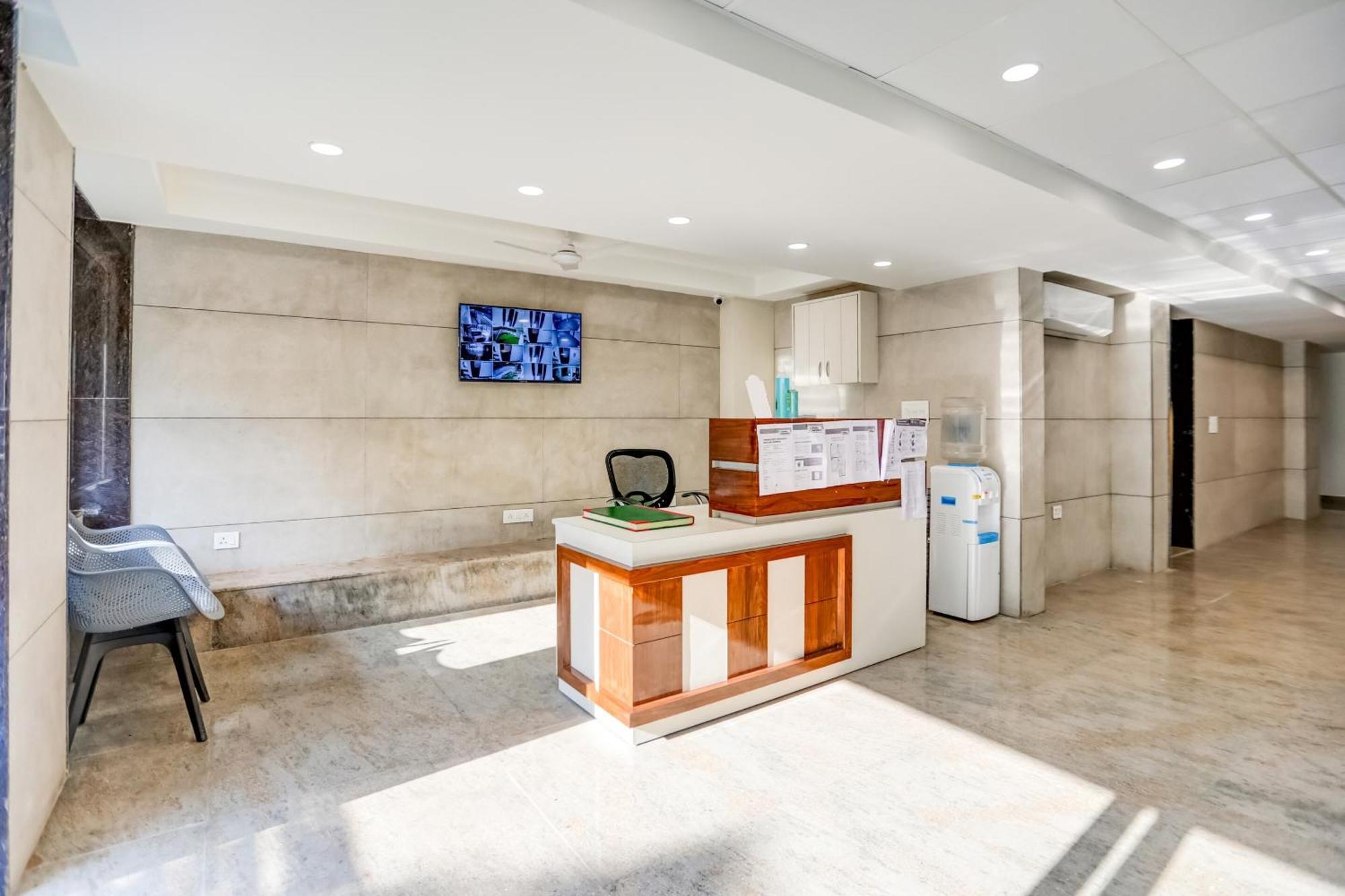 Flagship Happy Inn Delhi  Exterior photo